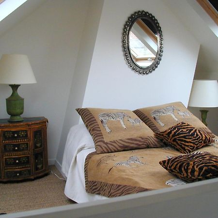 Residence Hoteliere La Marine Combleux Экстерьер фото