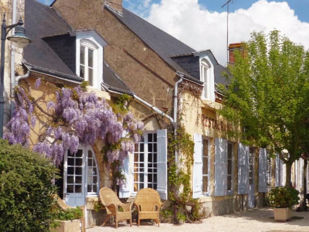Residence Hoteliere La Marine Combleux Экстерьер фото